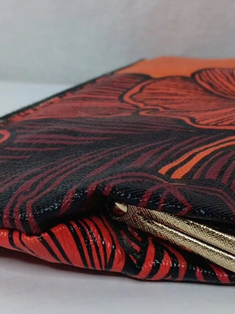 Vintage 1970s Change Purse Kiss Lock Zip Up Flower Power Orange Red Vinyl - Picture 6 of 9